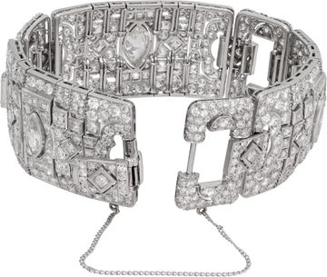 Superb Art Deco style, platinum diamonds bracelet with 26.00 carats diamonds.