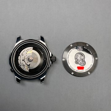 Tag Heuer Aquaracer in stainless steel automatic calibre 5