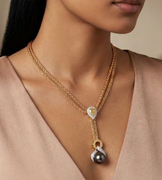 Tahitian Pearl necklace in 18k with white and fancy yellow diamonds Necklace Collection
