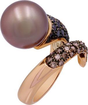 Tahitian Pearl ring in 18k rose gold with black and champagne diamonds