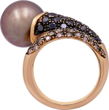 Tahitian Pearl ring in 18k rose gold with black and champagne diamonds