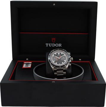 Tudor Heritage 70330N Stainless Steel 41mm auto watch