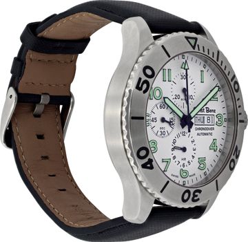 Ernst Benz Chronodiver GC10722 Stainless Steel 47mm auto watch