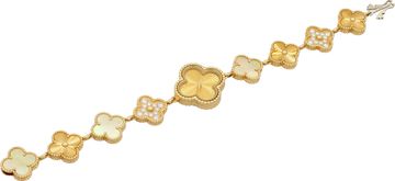 Van Cleef & Arpels Sweet Alhambra Watch VCARO8WW00 18k 23mm Quartz watch