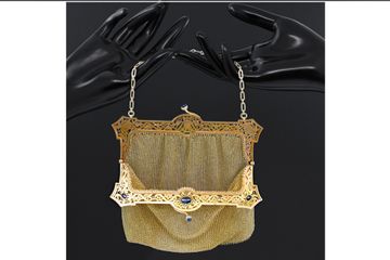 Vintage evening handbag in 18k yellow gold diamonds and cabochon sapphires