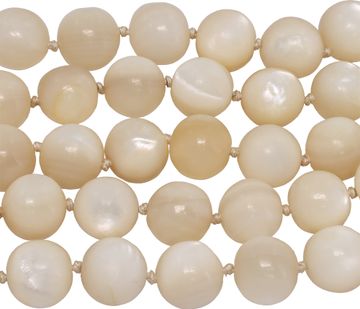 VIntage Mother of pearl beads necklace with Mother of pearl cameo clasp on 14K yellow