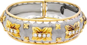 White and yellow gold diamond bangle in 18k
